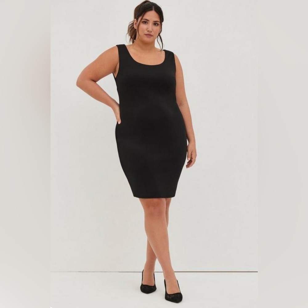Torrid Sz 2 (2X/18-20) Contouring Scoop Bodycon Midi Dress - Scuba